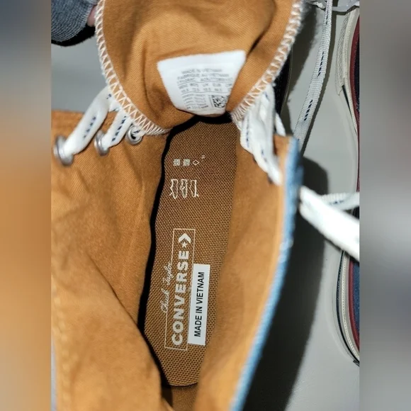 Chuck Taylor Denim  Men's High Top Converse Size 10.5 - Picture 6 of 8